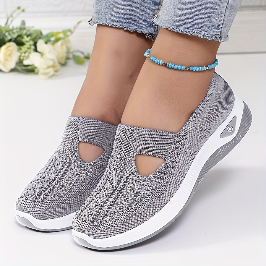 BlueBreeze Knit Slip-Ons – transmet confort, légèreté et une esthétique cool.