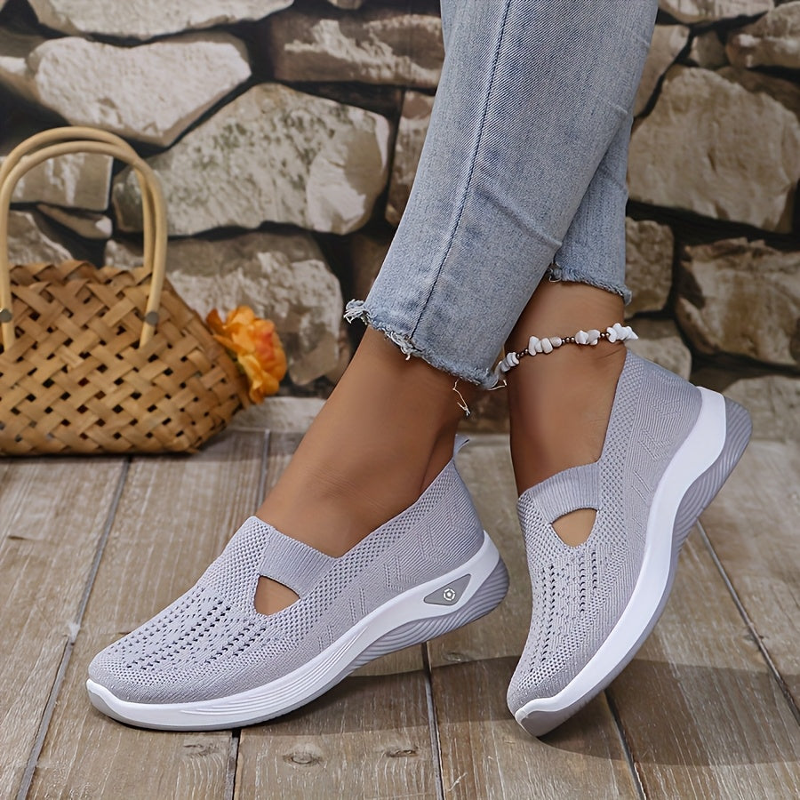 BlueBreeze Knit Slip-Ons – transmet confort, légèreté et une esthétique cool.